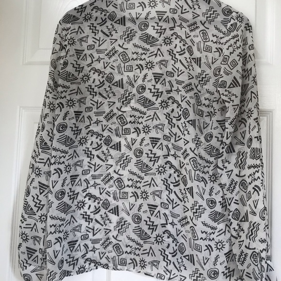 Forever 21 patterned long sleeve button down - Picture 3 of 3